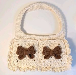 Crochet Bow Pocket Handbag