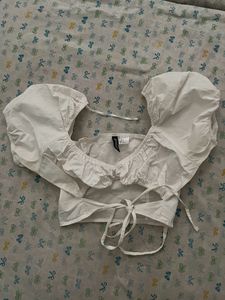 H&amp;M Divided White Crop Top