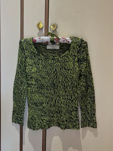 Green &amp; Black Knit Cropped Top