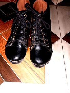 Boots For Women/ Girls (Heals+Shoes)