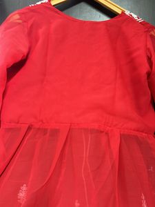 I Am Selling Red Chikankari Kurti