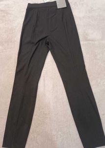 H&amp;M New With Tag Trouser..26