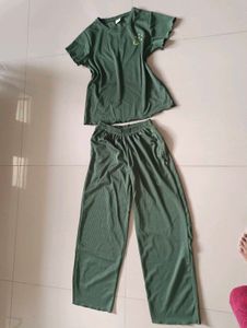 Green Lounge Set with Moon Embroidery