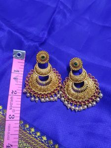 Traditional Chandbali earings