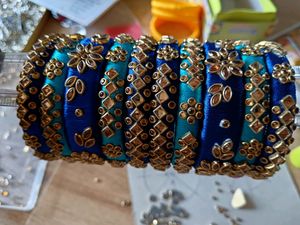 10 Set Bangles