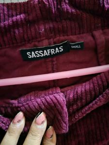 Sassafras Burgundy Skirt M Size