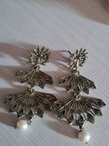 Earing 4