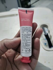 Dot &amp; key 👄 Lip Balm