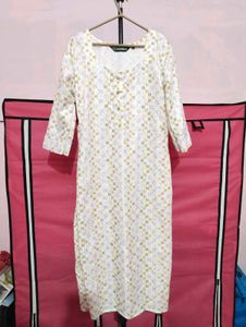Floral Print Women&#39;s Kurti