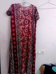 Floral Nightgown,used