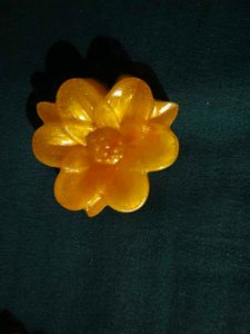 Rose gel candle