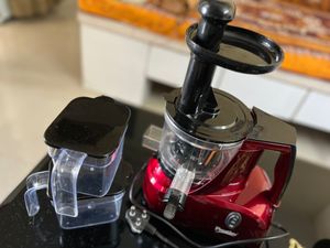 PRESTIGE SLOW &amp; SILENT JUICER