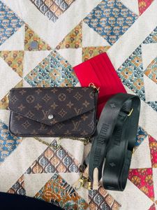 LV baguette cum Sling