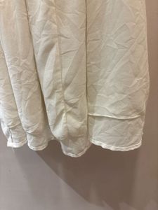 Beautiful Top With Nice Ruffles On Neck