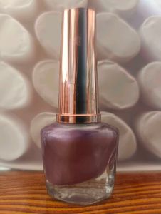 LAVENDER NAIL POLISH