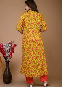 Floral Print Kurta with Pants