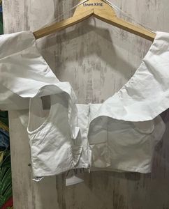 Chic White Crop Top
