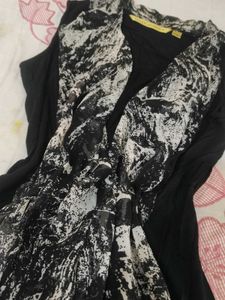 Chic Black Y2k Style Top