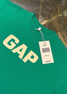 GAP Logo Tee - Size M - New with Tags!