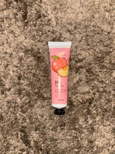 Miniso Peach Hand Cream