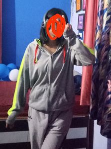 3 Hoody Jacket And 1 Sweater 💙