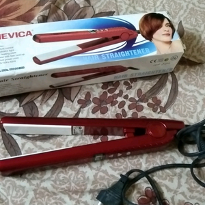 Hair straightener