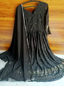 Elegant Black Embroidered Kurta 2psc Set