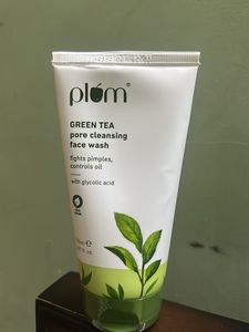 PLUM Green Tea Face Wash