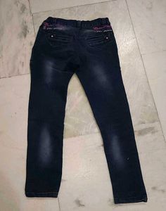 Premium Quality Girl&#39;s Jeans 😍