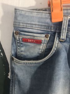 Light Wash Denim Jeans