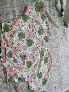 Chic Pink &amp; Green Floral Summer Top