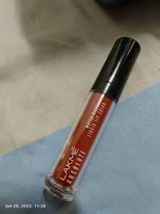 Lakme Absolute Matte Melt Liquid Lip Colour - 17 Crushed Caramel, Brand New Original