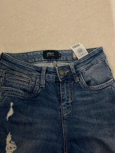 ONLY Distressed Jeans