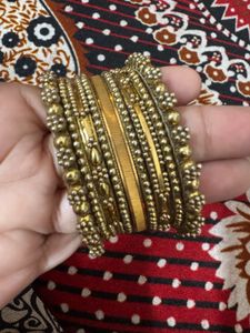 Gorgeous Gold Bangle Set