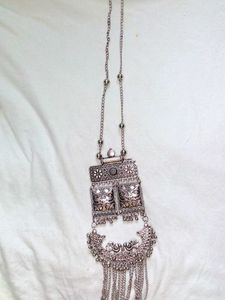 Silver Jewellery Set Beautiful And Fashionable