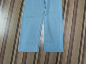 Y-22 Size 30 Straight Women Denim Jeans