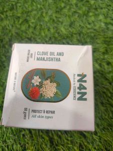 N4N Clove Oil &amp; Manjistha Repair Cream