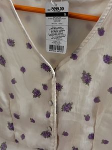 New Off White Floral Top