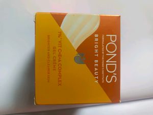 Pond's Bright Beauty Gel Creme