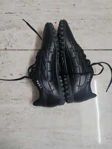Black football Shoes