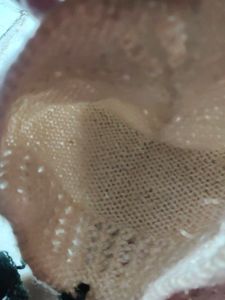 Cream Handmade Winter 🧢 Choti Wali