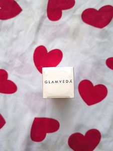 Glamveda Serum ( Sealed)🎀