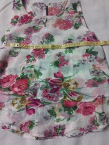Floral Sleeveless Top