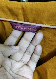 Tokyo Talkies Brown Crop Top