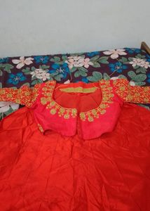 Red Lahenga