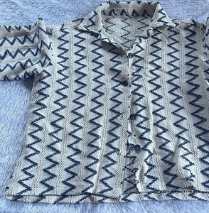 Zig-Zag Pattern Button Down Shirt