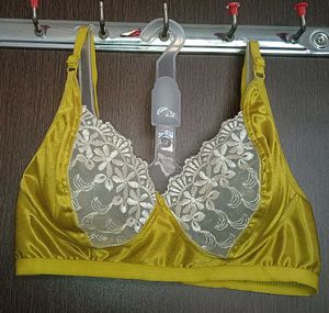 Embroidery Bra Panty Set 👙
