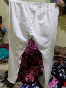 Zudio Brand White Leggings - Gently Used Once! 👖