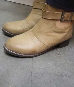 Tan Ankle Boots with Zipper Detail