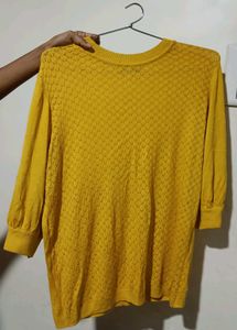 Van Heusen Yellow Top🌼